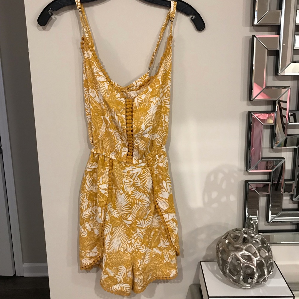 NWT Boho Yellow romper